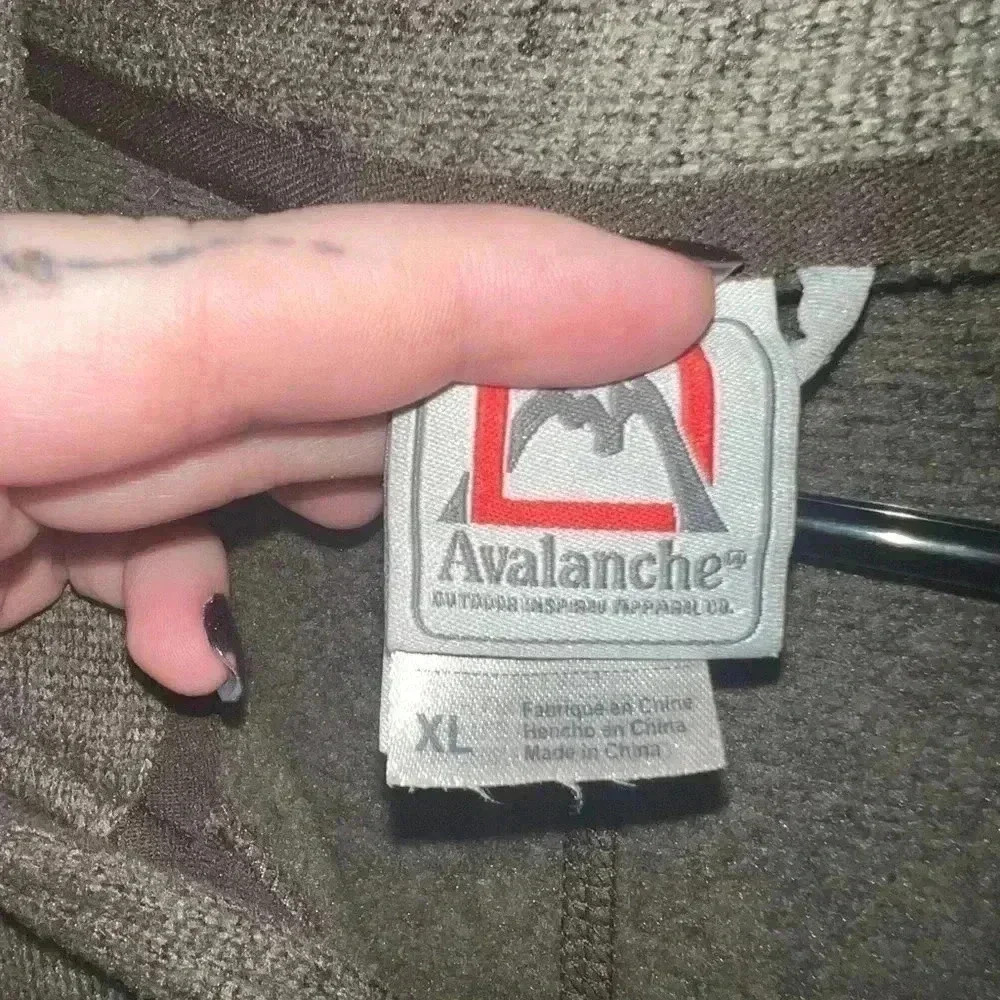 Avalanche zip up men’s size XL - Picture 3 of 3